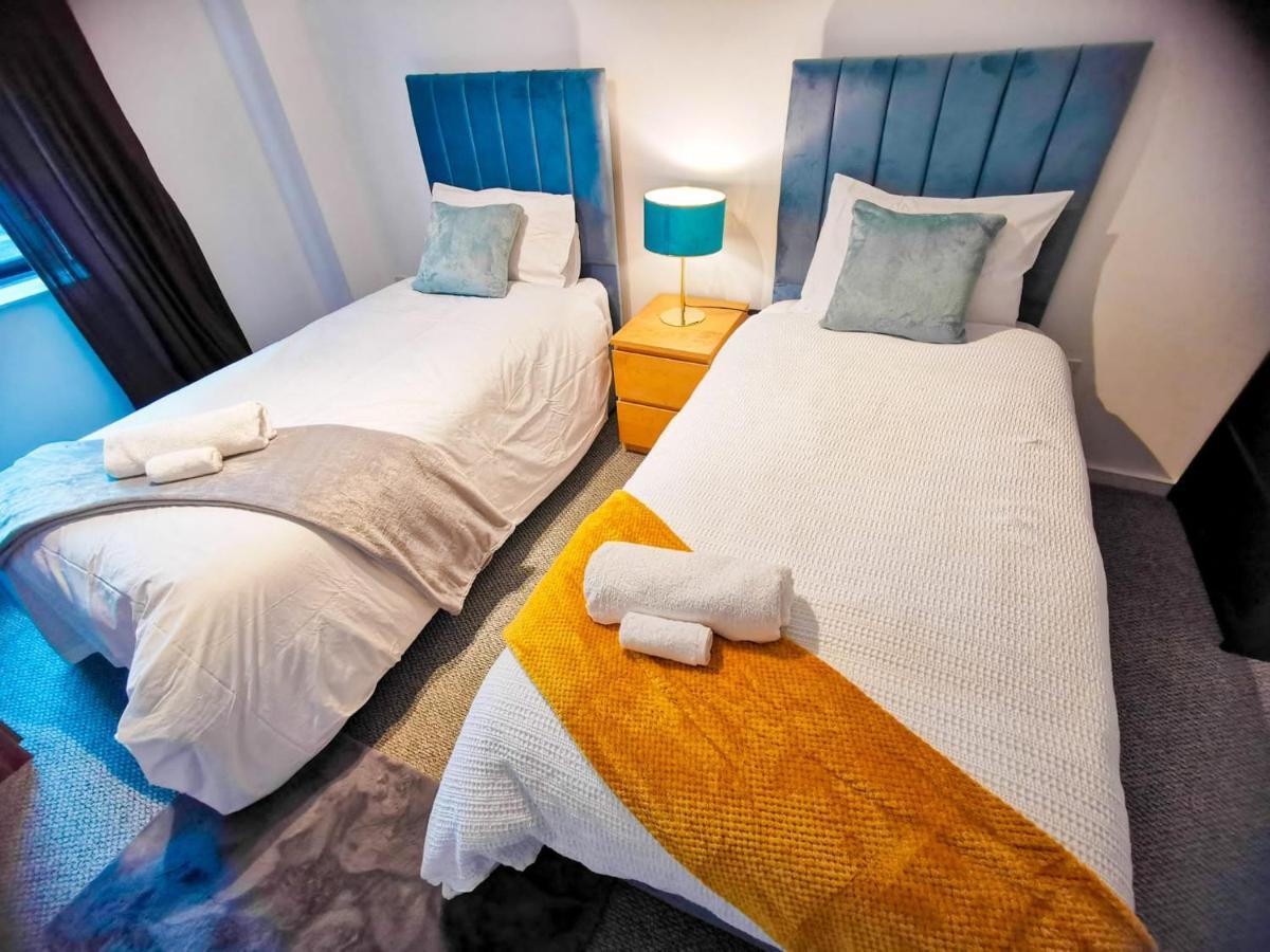 Lovely 2-Bedroom Apartment, Free Parking 曼彻斯特 外观 照片
